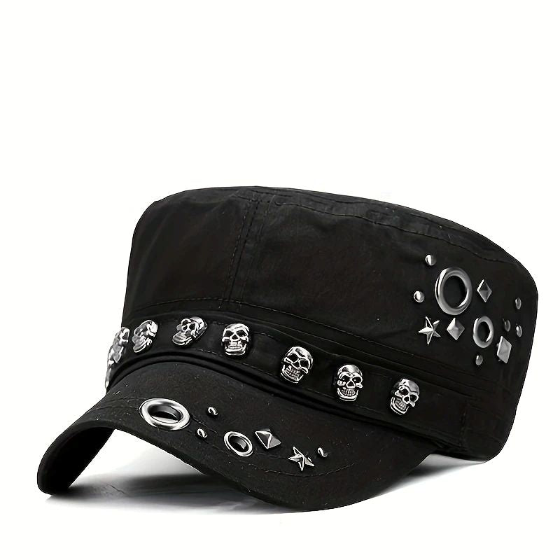 Cap mit Nieten
