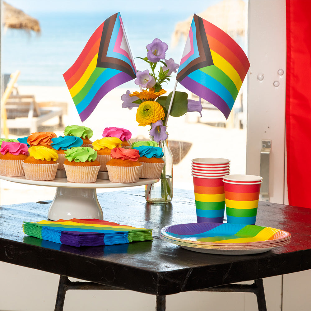 8 Regenbogen-Party Teller 23cm